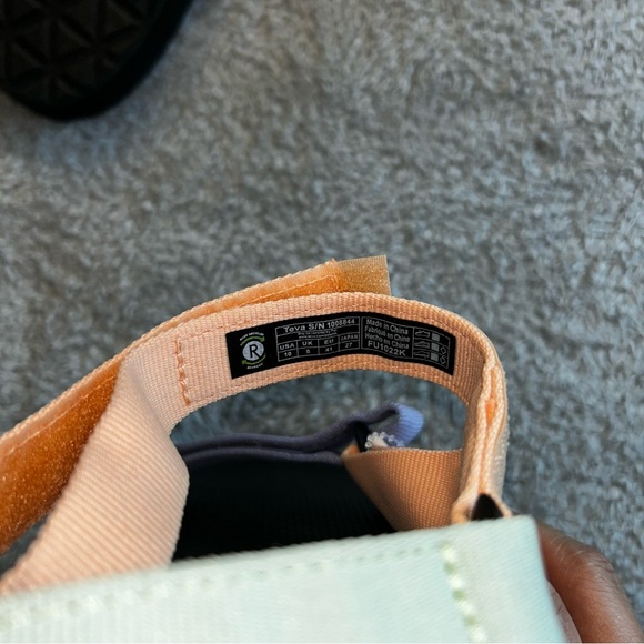 Teva Women's Sandals with Multicolor Straps - Picture 5 of 5